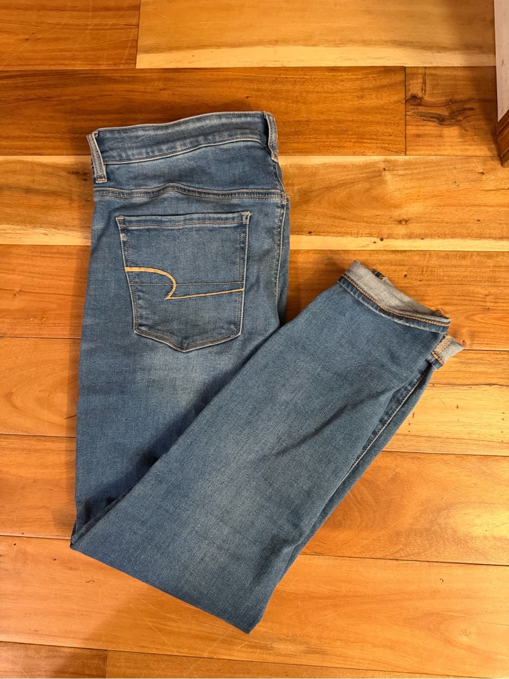 American Eagle Outfitters Women’s Skinny Blue Jeans